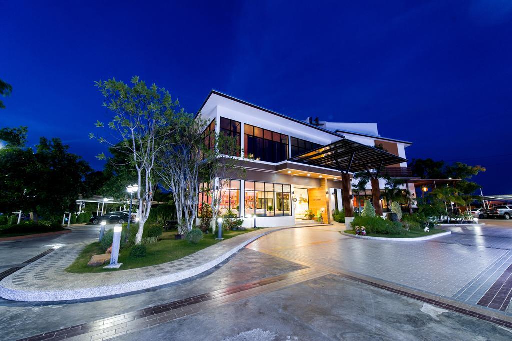 Mamaison Hotel Buriram Dış mekan fotoğraf