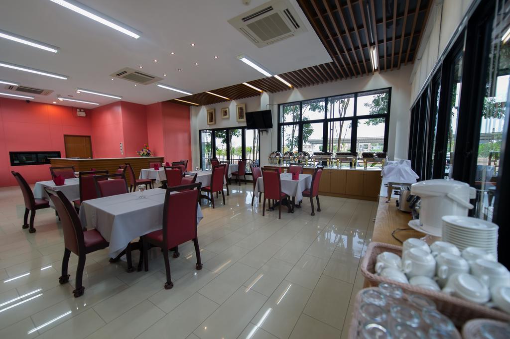 Mamaison Hotel Buriram Dış mekan fotoğraf